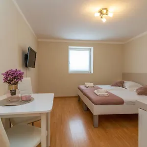  Apartamento Leonarda