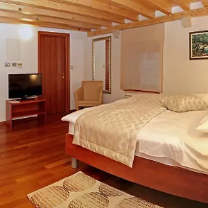 Hotell Monika, Trogir