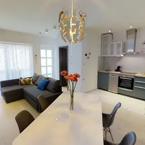  Apartment Santa Lucia